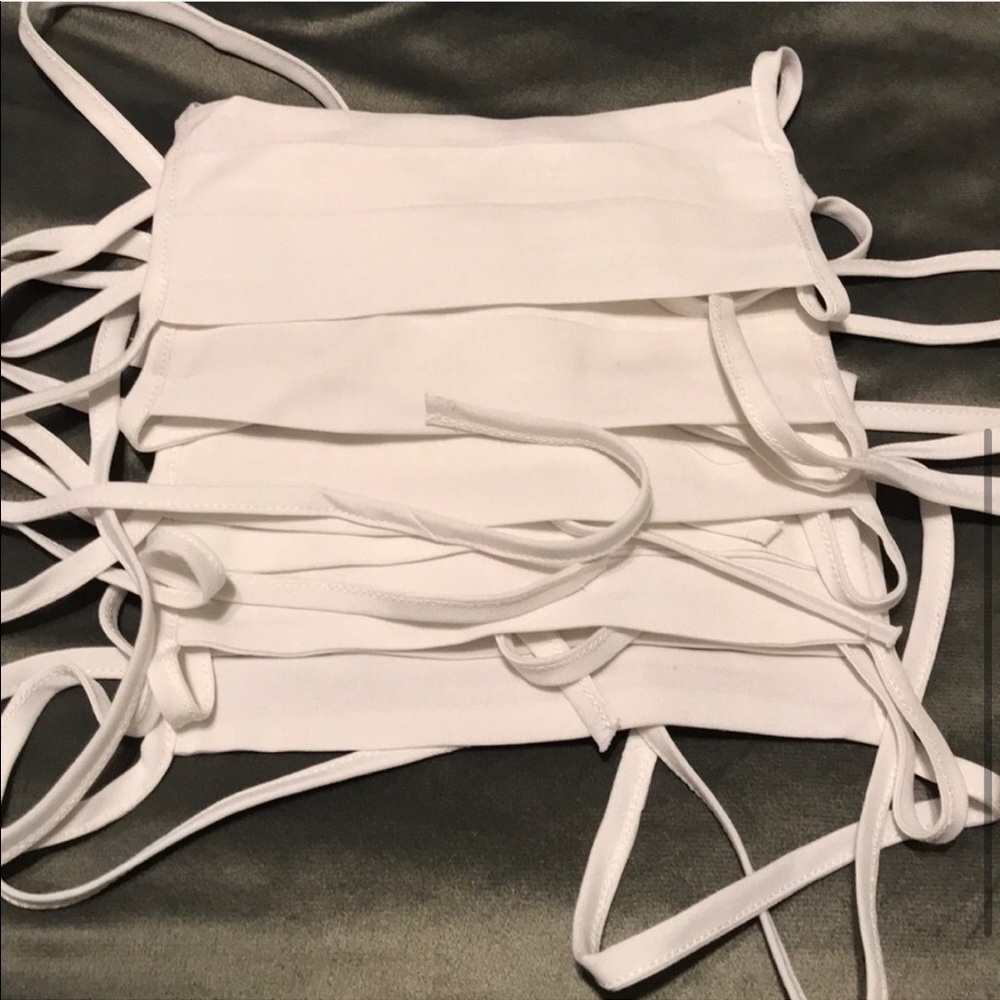 5 Reusable Reformation Face Masks